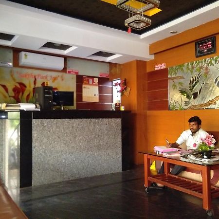 Sakthi Park Inn Madras Buitenkant foto